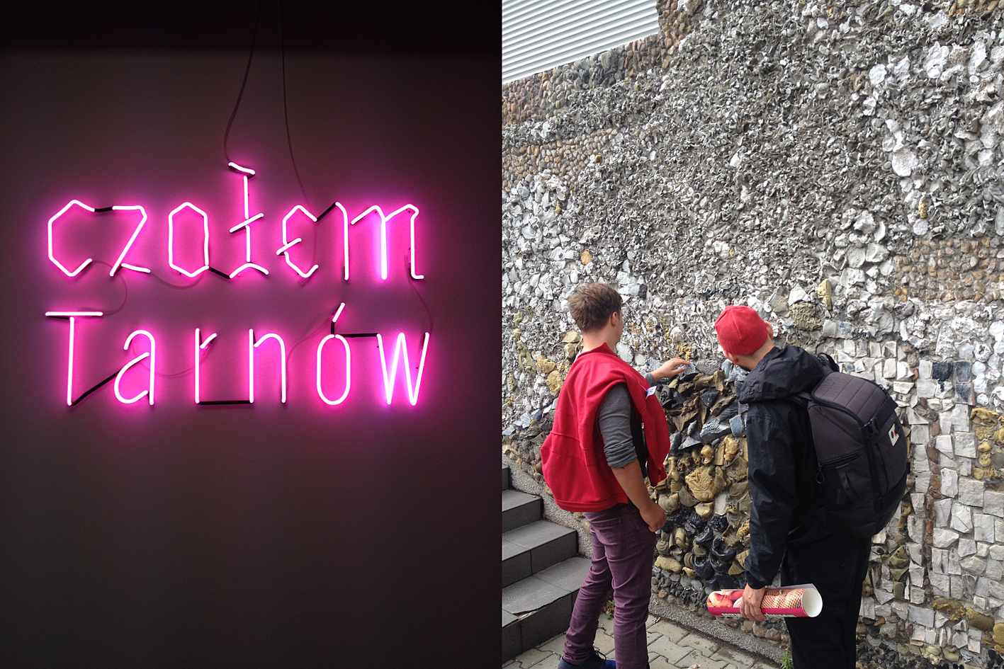 Neon Tarnów, artyści oglądajacy mozaikę